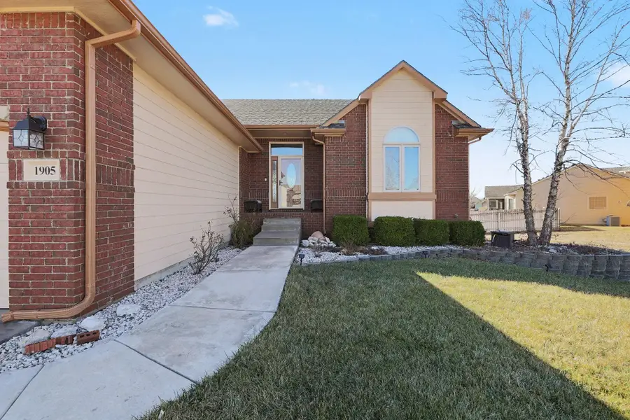 1905 S Michelle, Wichita, KS 67207 - #3