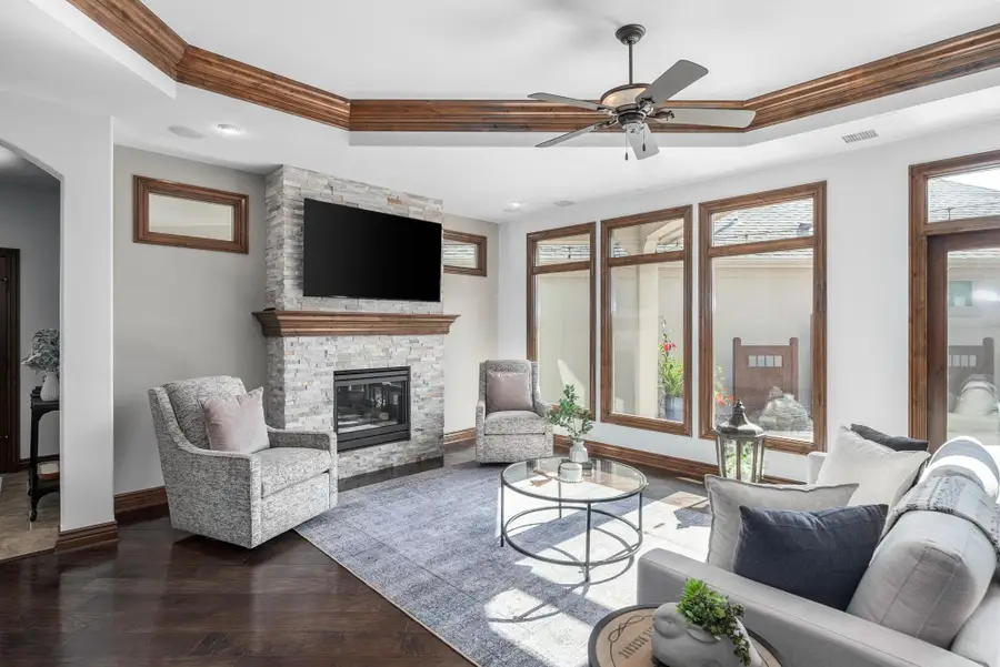 4030 N Goldenrod Ct, Maize, KS 67101 - #3