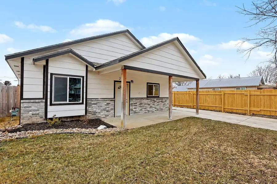 2515 N Arkansas Ave., Wichita, KS 67204 - #2