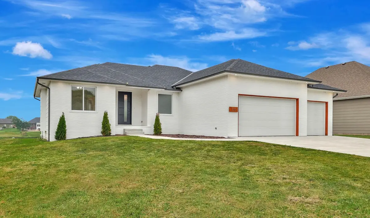 156 S Bluebells Court, Garden Plain, KS 67050-9225 - #1