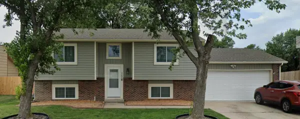 3205 N Rushwood St, Wichita, KS 67226