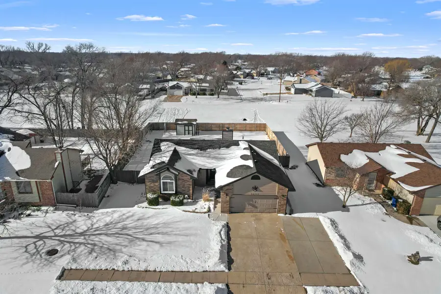 5433 S Stoneborough St, Wichita, KS 67217 - #3