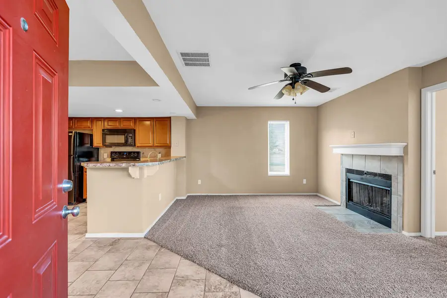 10011 E Boston St Apt 106, Wichita, KS 67207 - #3