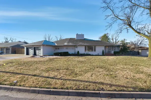 5401 E Polo Dr, Wichita, KS 67208