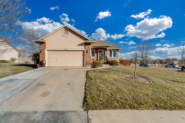 2118 E James, Derby, KS 67037