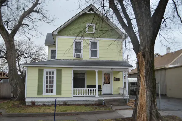 227 N Mathewson Ave, Wichita, KS 67214