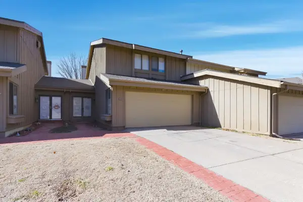 8201 E Harry #1802, Wichita, KS 67207