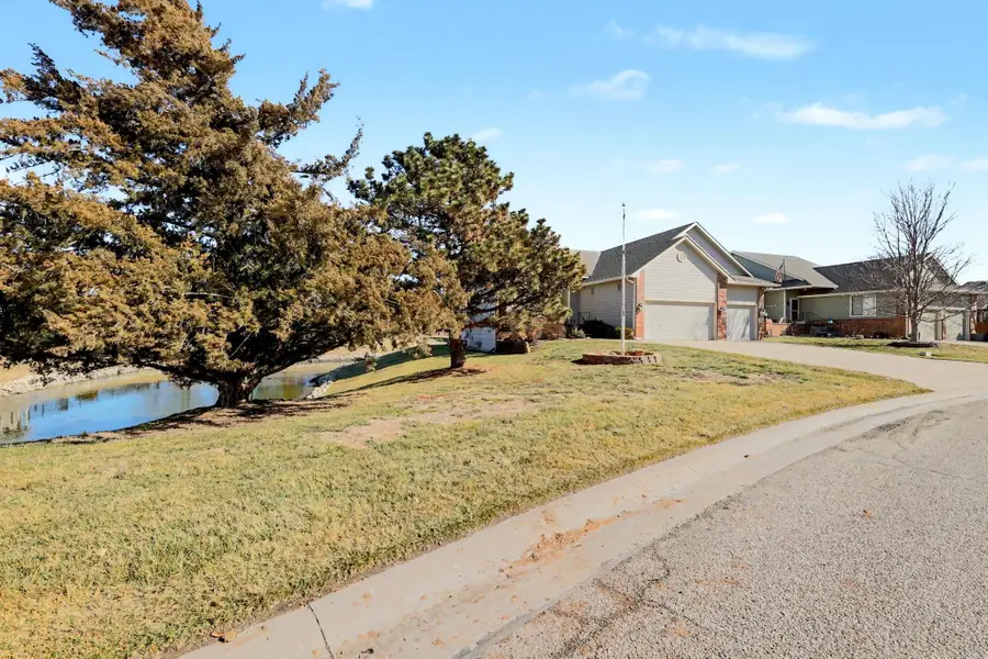 338 S Nineiron St, Wichita, KS 67235 - #2