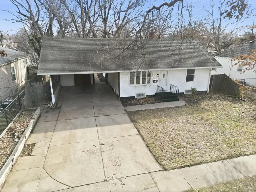 1820 S Bleckley Dr, Wichita, KS 67218 - #2