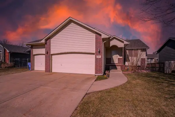 520 E 6th Ave, Cheney, KS 67025