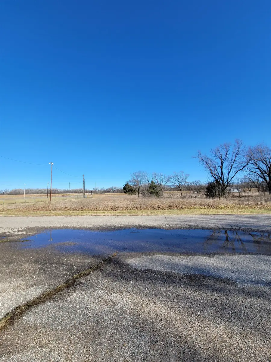 00000 Barker, Florence, KS 66851 - #2