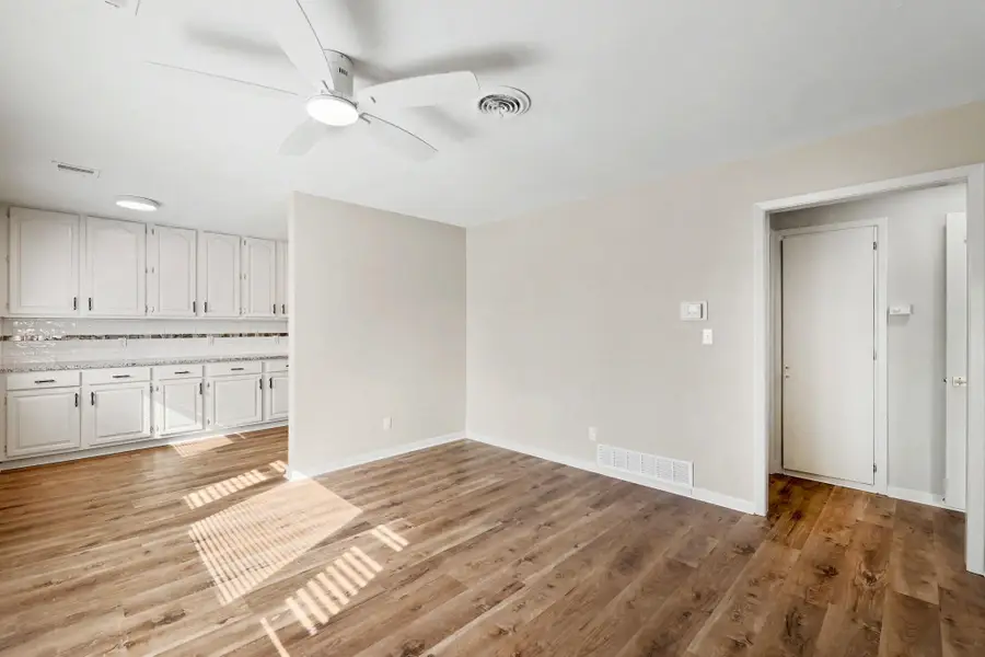 2222 W Greenfield St, Wichita, KS 67217 - #2