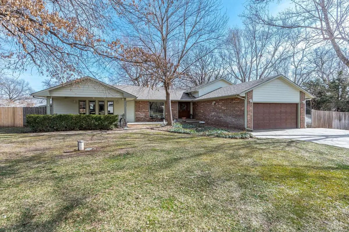 310 S Herschel Ave, Wichita, KS 67209 - #1