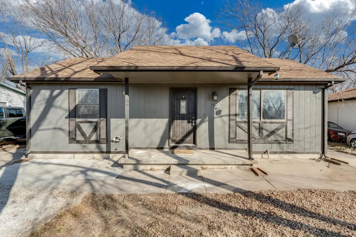 1754 S Edwards Ave, Wichita, KS 67213 - #1