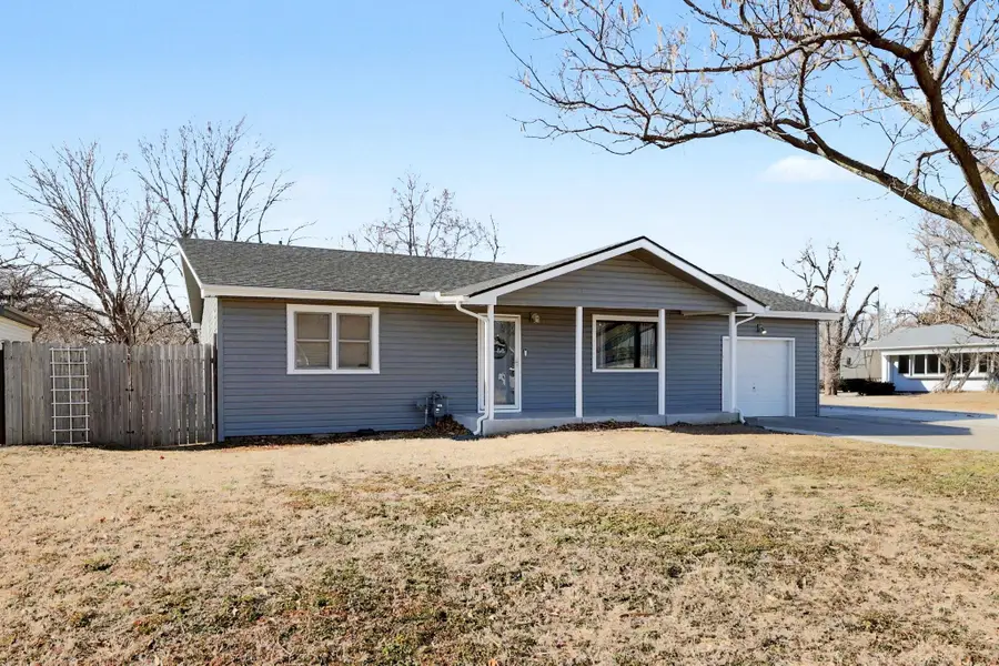 761 N Young St, Wichita, KS 67212 - #3