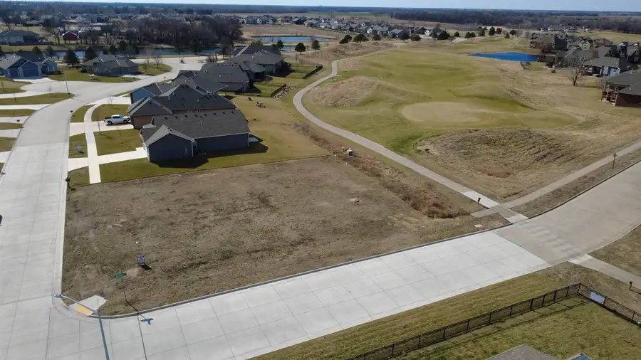 1701 Casey, Newton, KS 67114 - #3