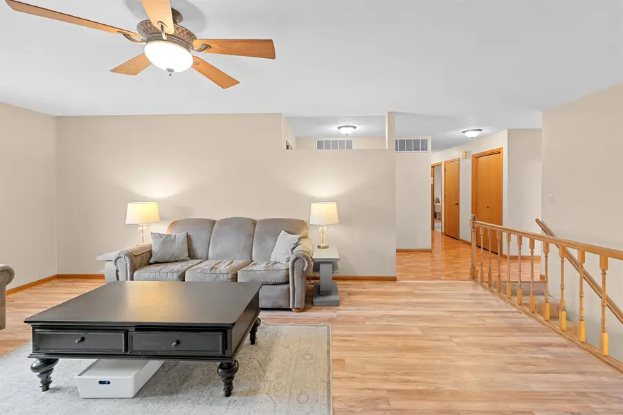 502 S Cherry St, Lindsborg, KS 67456 - #3