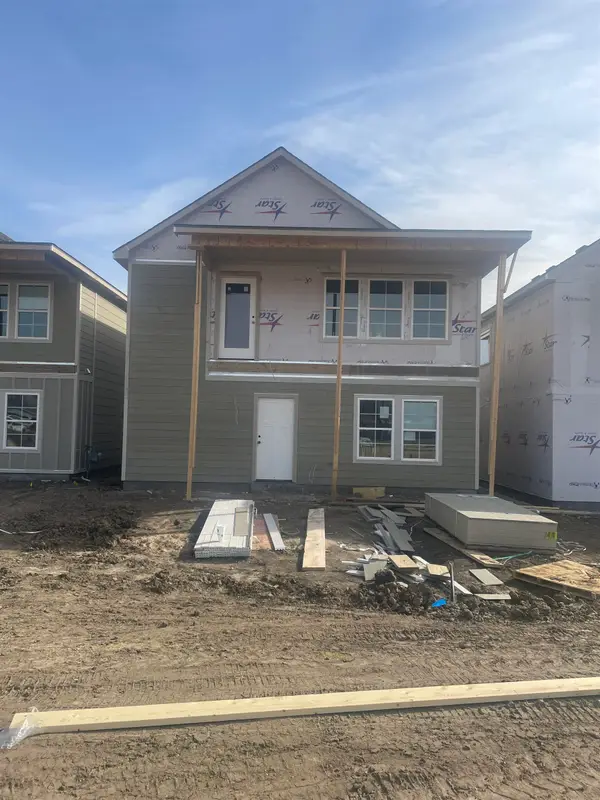 401 E Douglas Ave, Andover, KS 67002