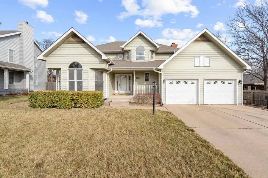 2125 Village Ln, Salina, KS 67401 - #2
