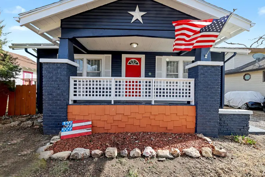 248 N Charles St, Wichita, KS 67203 - #2