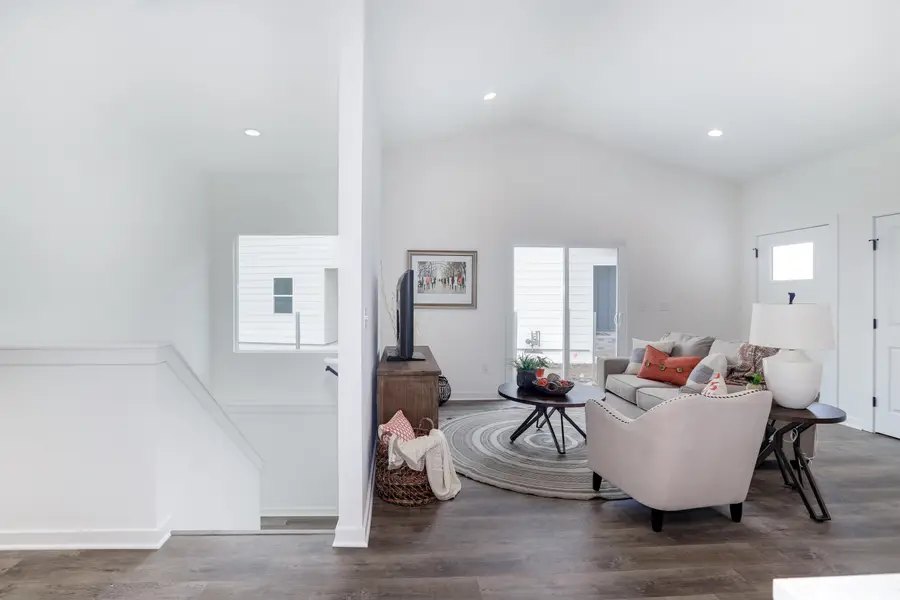 5244-5246 Pinecrest Ct N, Bel Aire, KS 67220 - #3