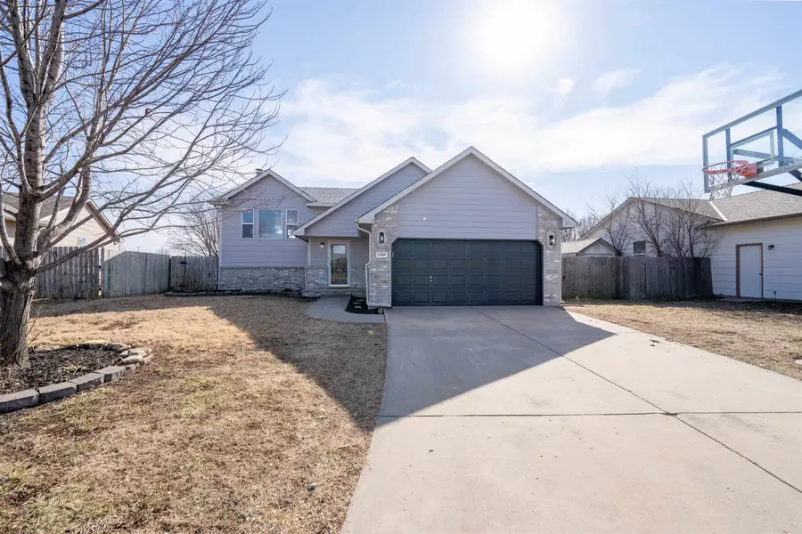 1905 Summerwood Ct, Goddard, KS 67052 - #2