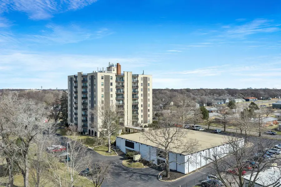 5051 E Lincoln St, Wichita, KS 67218 - #2