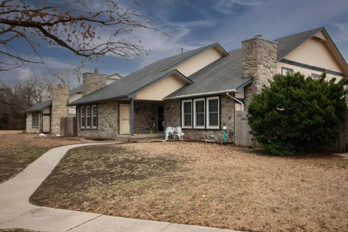 1111 E Redwood Rd, Derby, KS 67037 - #1