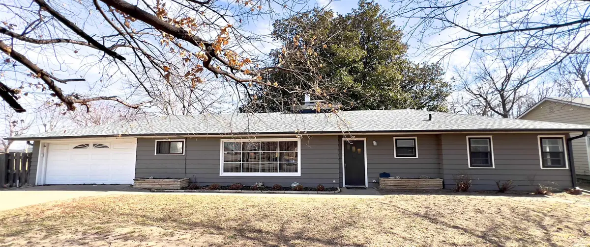 1338 N B, Arkansas City, KS 67005 - #1