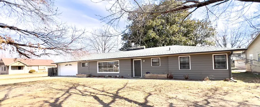 1338 N B, Arkansas City, KS 67005 - #2