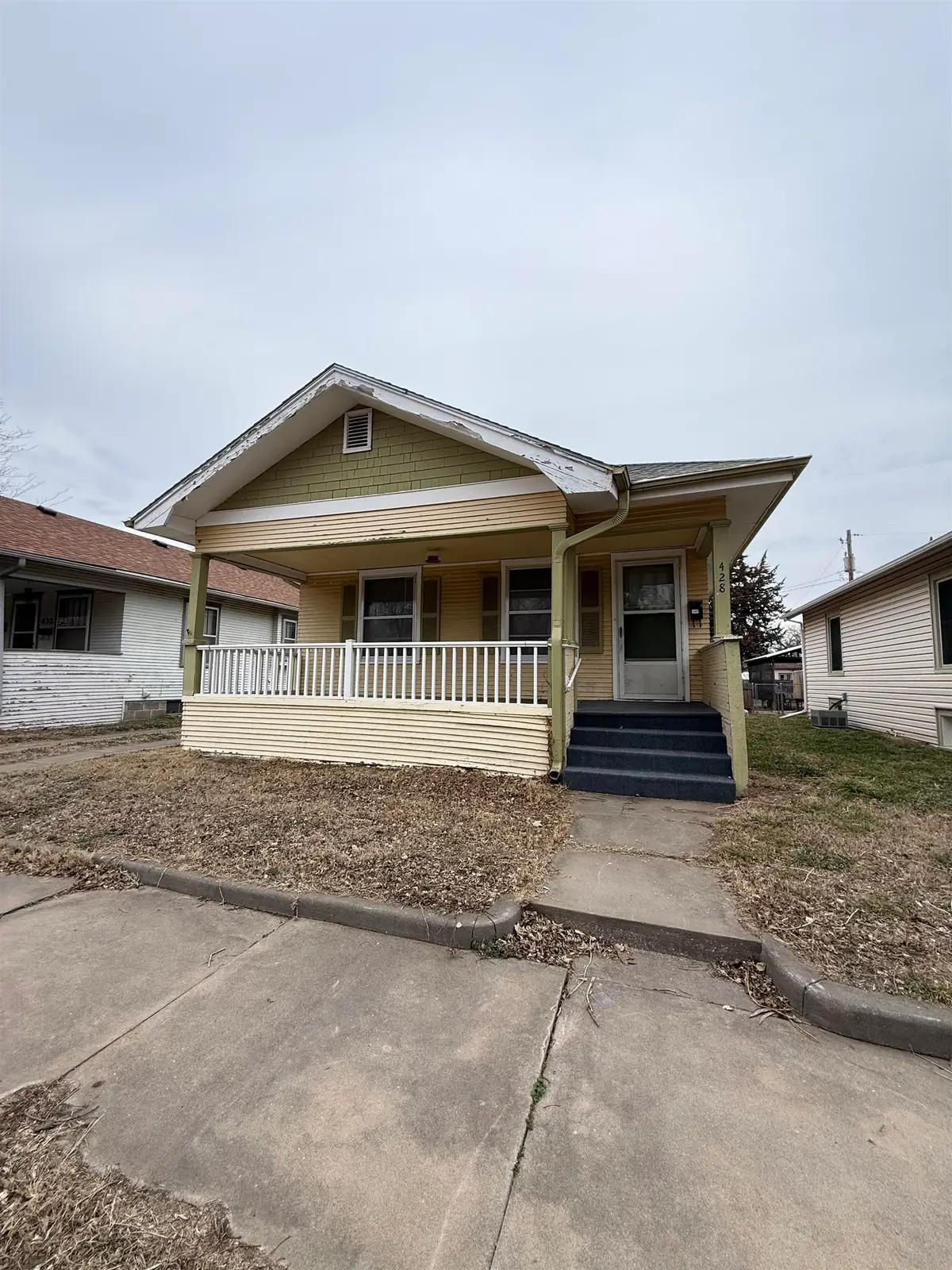 428 Washington St, Salina, KS 67401 - #1