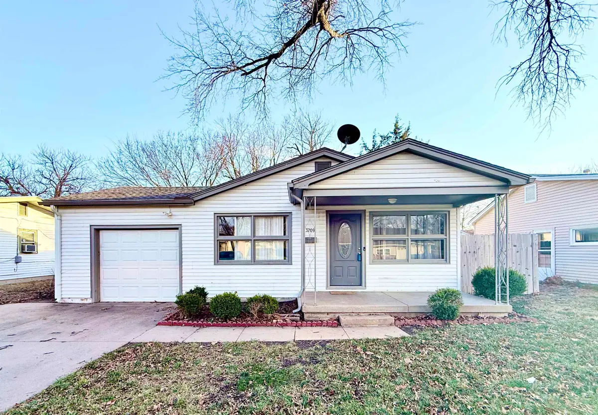 3709 W 8th St N, Wichita, KS 67203 - #1