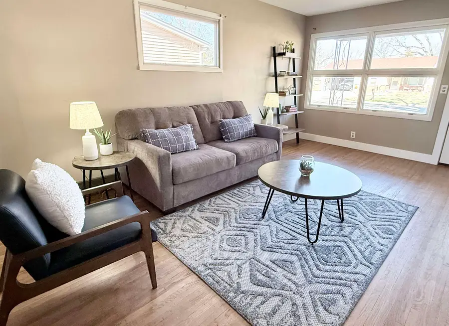 3709 W 8th St N, Wichita, KS 67203 - #3