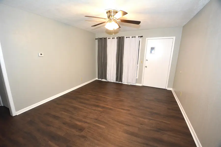 2126 S Euclid Ave, Wichita, KS 67213 - #2