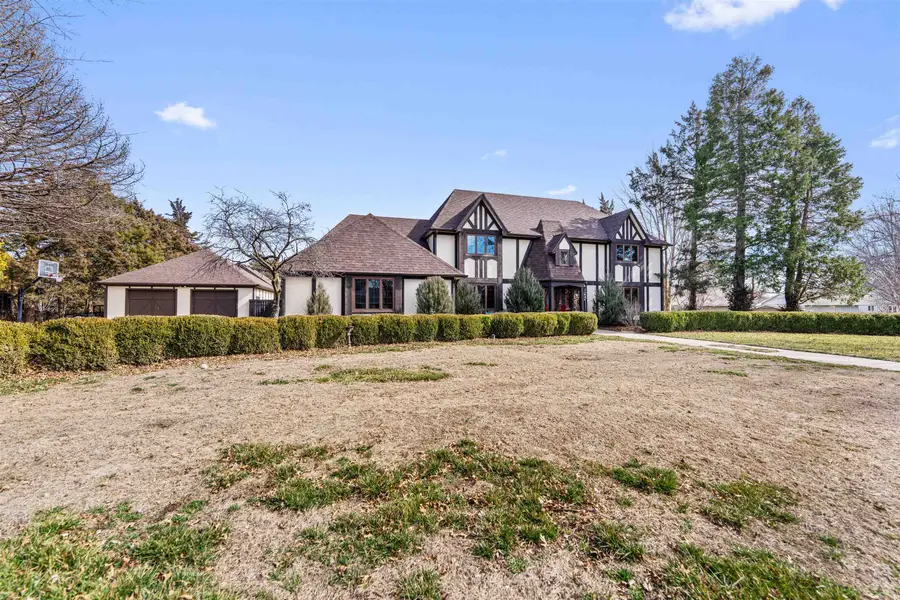 1436 N High Dr, McPherson, KS 67460 - #2