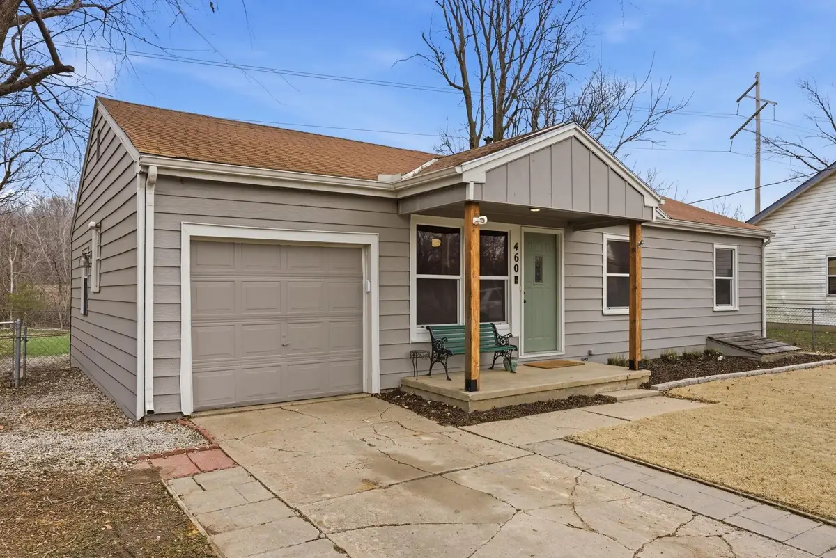 460 Turkle Ave, Haysville, KS 67060 - #1