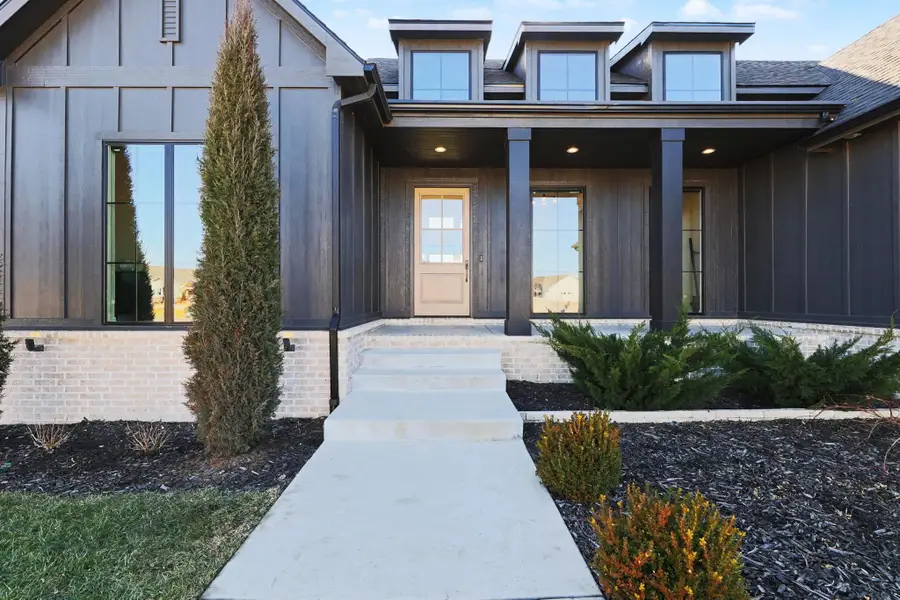 11407 E Fairfax St, Wichita, KS 67226 - #2