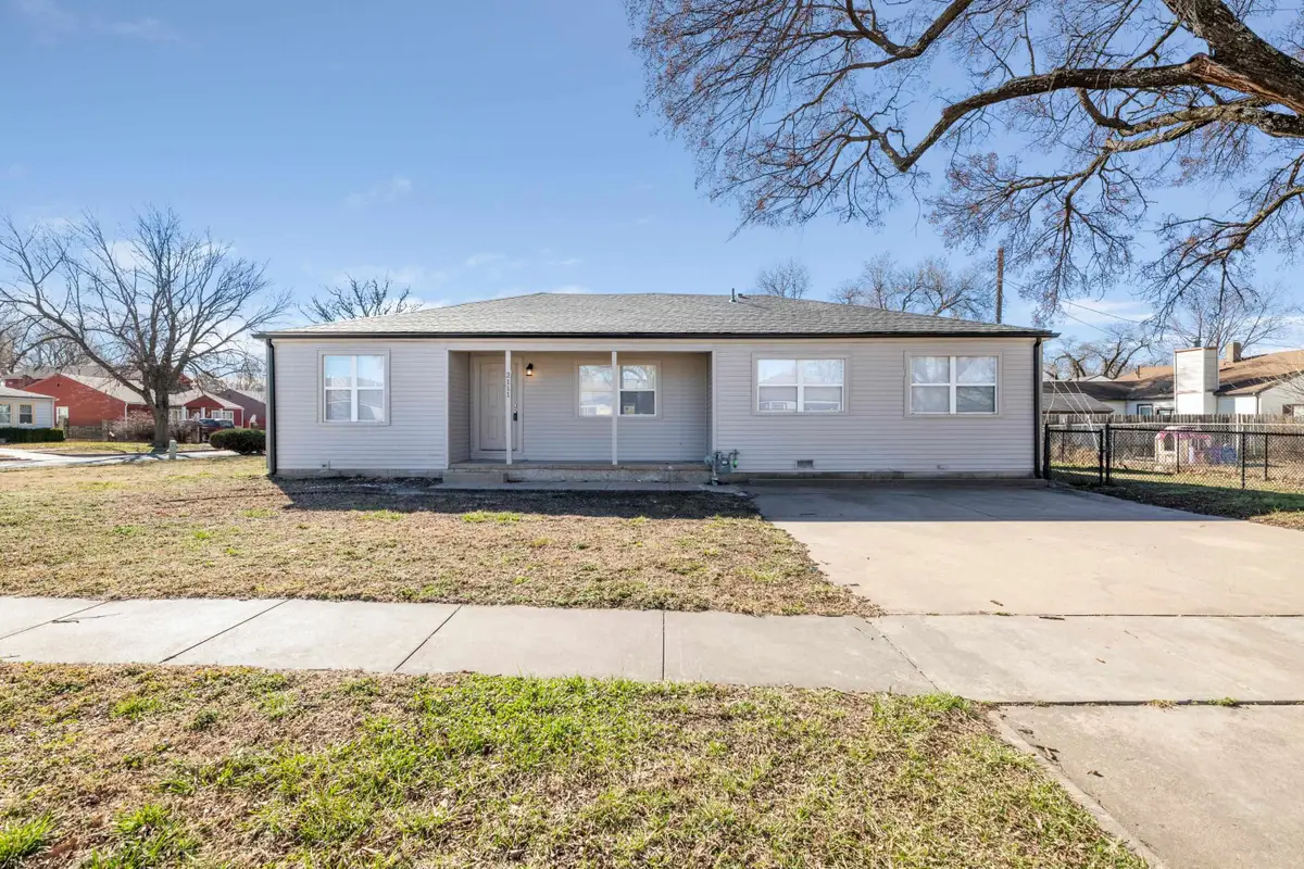 2111 E Random Rd, Wichita, KS 67214 - #1