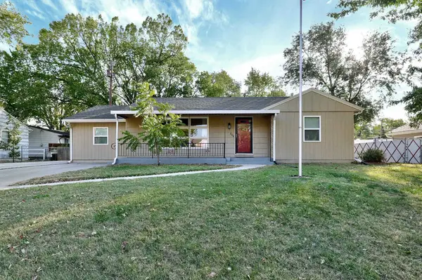 804 Columbus, Newton, KS 67114