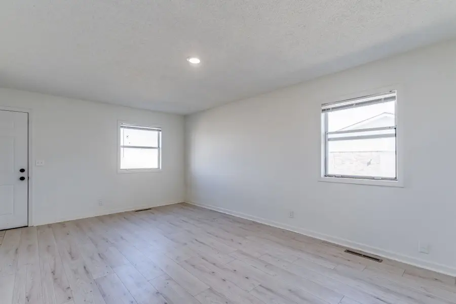 7035 W Newell St, Wichita, KS 67212 - #3