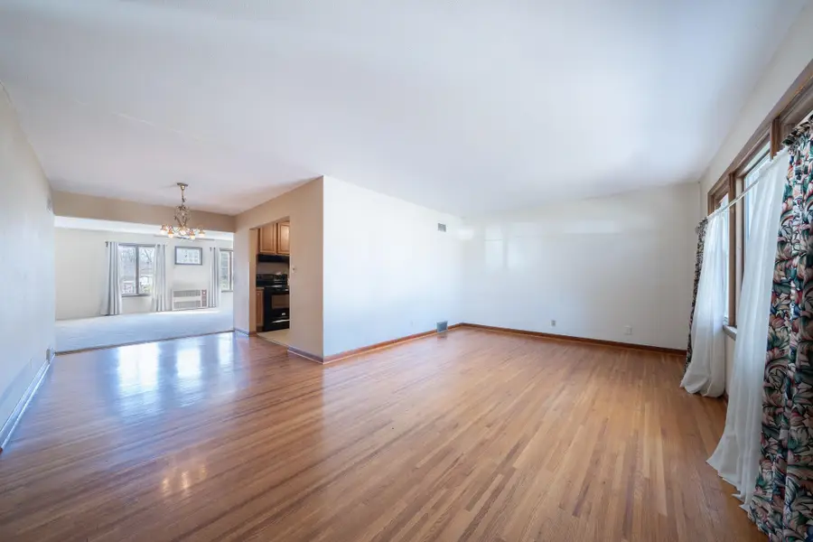 5519 Gramar St, Wichita, KS 67218 - #2