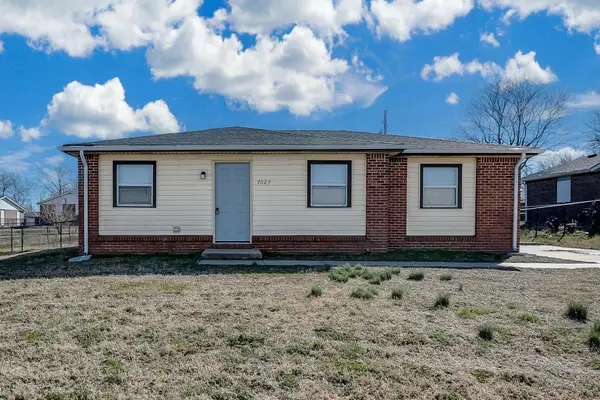 7023 W Newell St, Wichita, KS 67212