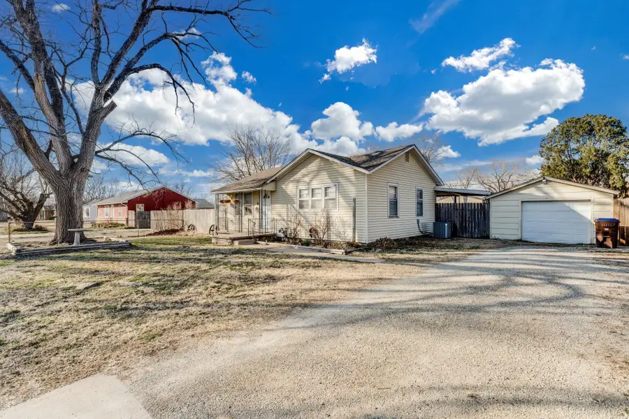 918 W 51st St S, Wichita, KS 67217 - #3