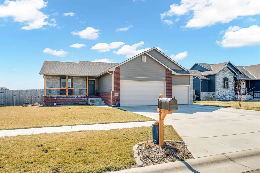 2516 Spring Meadows Ct, Derby, KS 67037 - #3