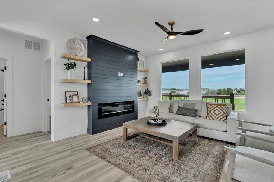 2904 Sunnyslope, Park City, KS 67219 - #2