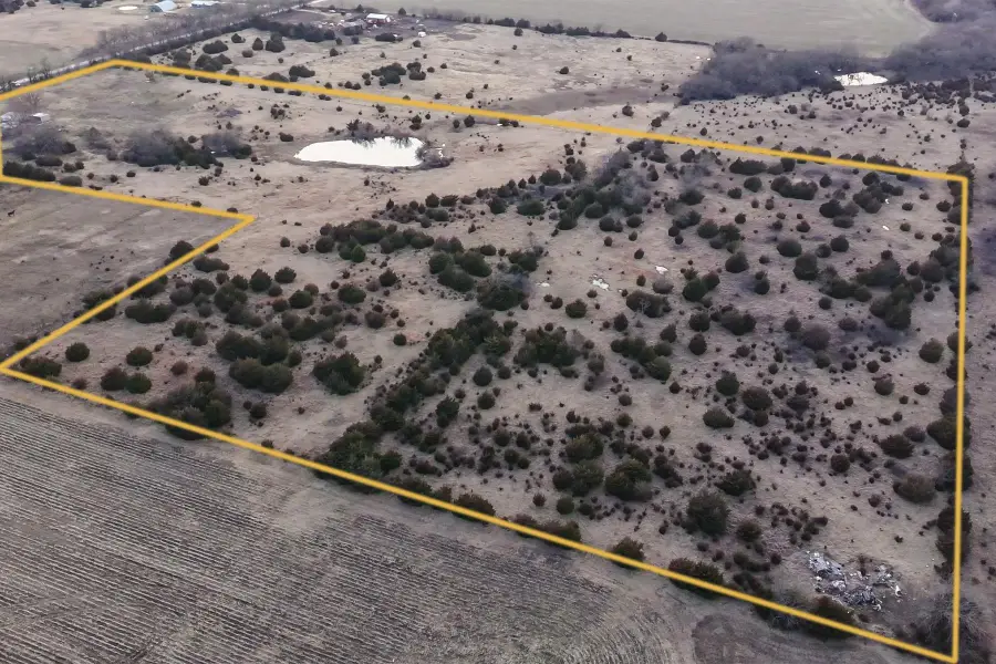 8630 SE 30th St, El Dorado, KS 67042 - #2