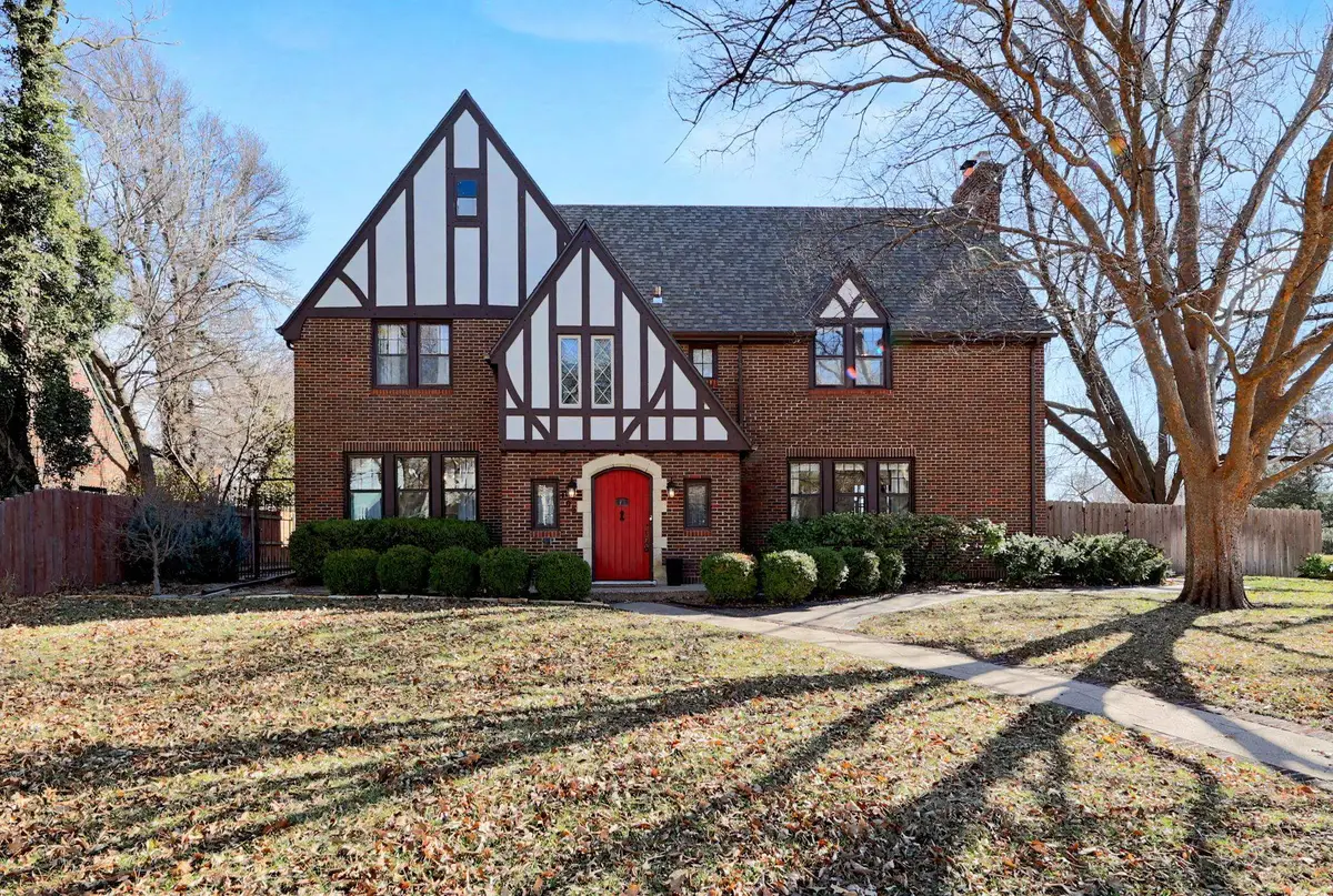 102 N Terrace Dr, Wichita, KS 67208 - #1