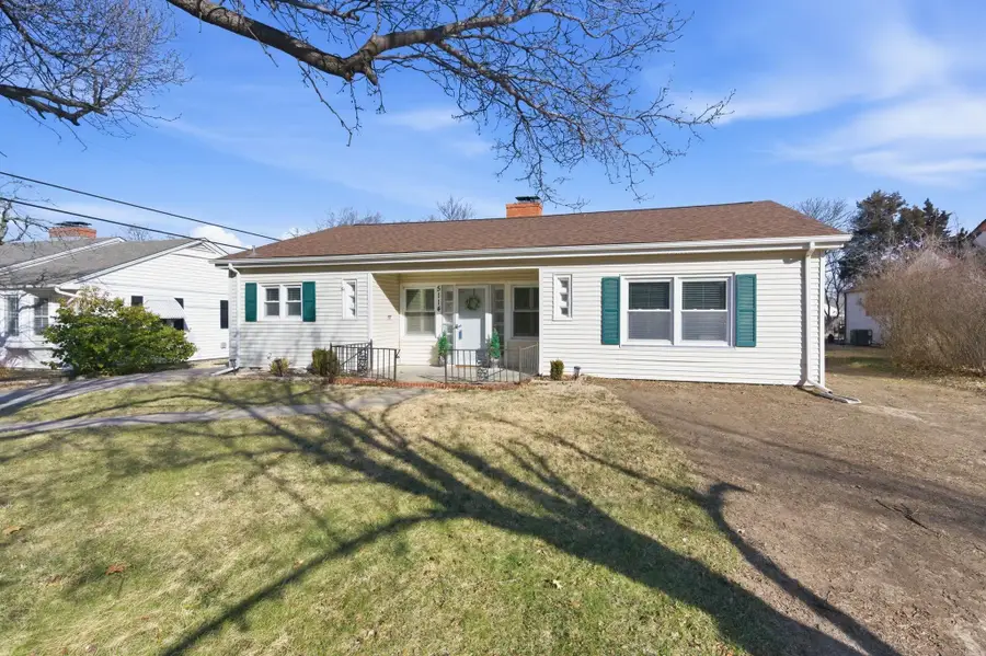 5114 Kings Row, Wichita, KS 67208 - #2