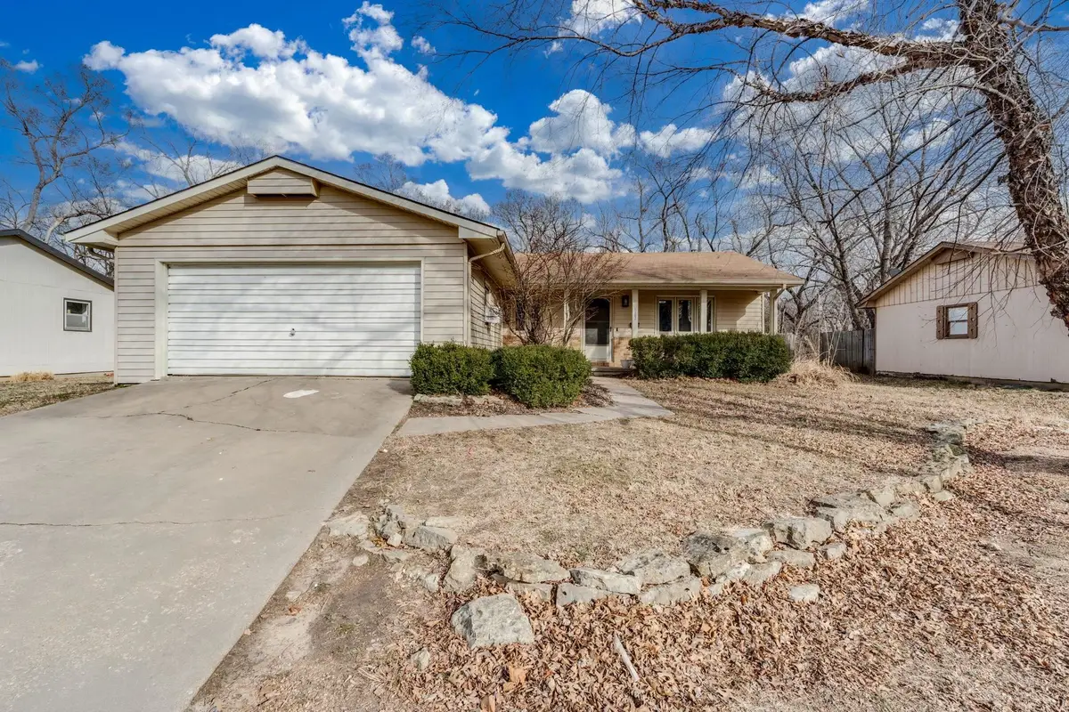 1302 N Taylor St, El Dorado, KS 67042 - #1