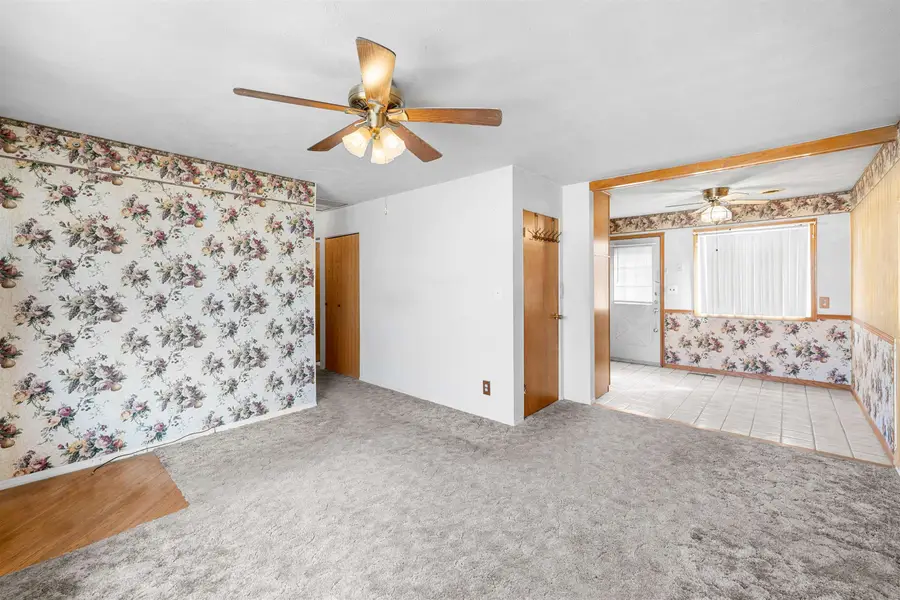 427 Yale Ave., Salina, KS 67401 - #2